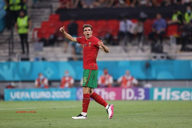 国内自拍中文字幕